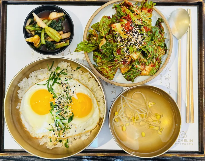제철 봄동비빔밥(시즌종료)
